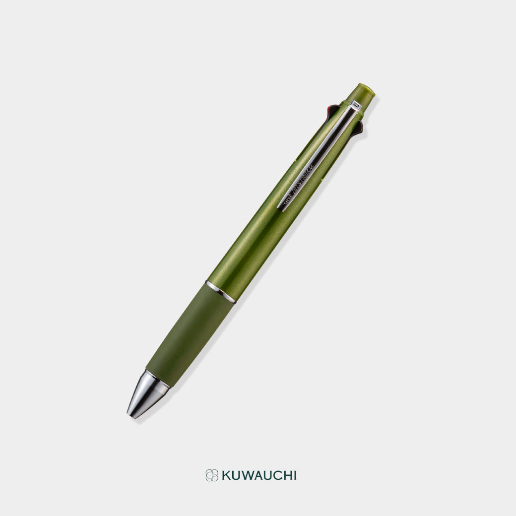 文具クワウチが販売する三菱鉛筆　多機能ボールペン　ジェットストリーム4＆1　ボール径0.5mm　オリーブグリーン全体像です。
